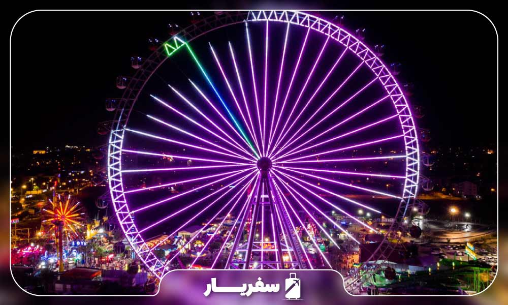 چرخ و فلک شهربازی اکتور آنتالیا در ایام شب