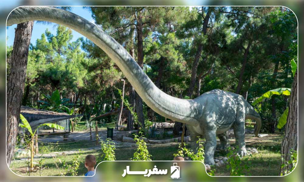 شبیه سازی دایناسور پارک ژوراسیک یا دینو پارک در آنتالیا