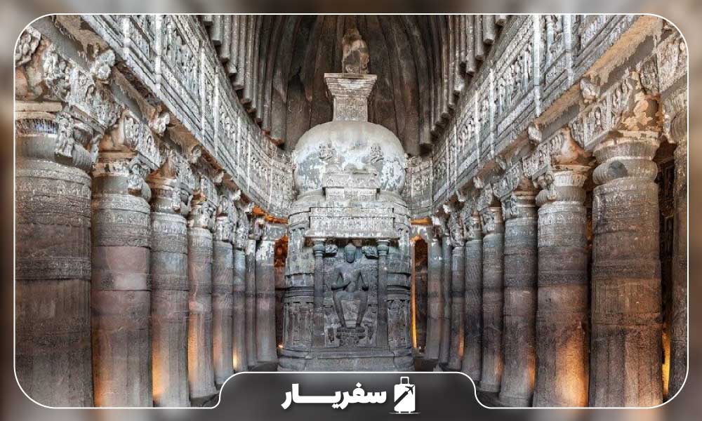 غارهای آجانتا در کشور هند