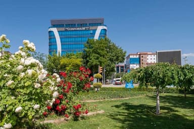 هتل د کنفوریوم وان