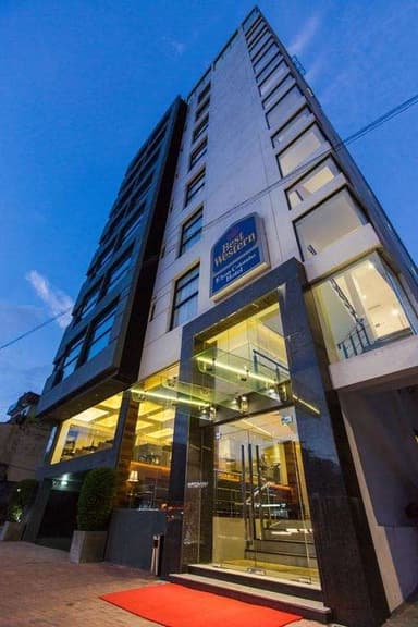 بست وسترن الیون کلمبو