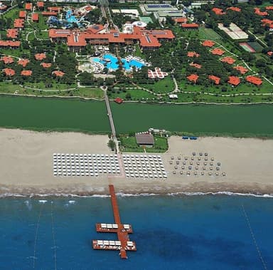 گلوریا گلف ریزورت