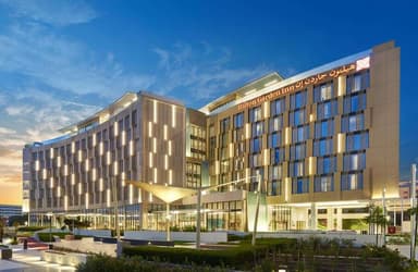 هیلتون گاردن این مسقط الخوویر