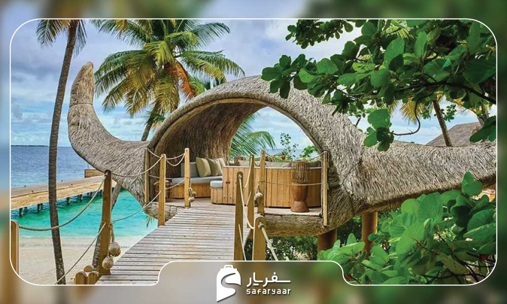 رستوران خانههای درختی مانتا رای