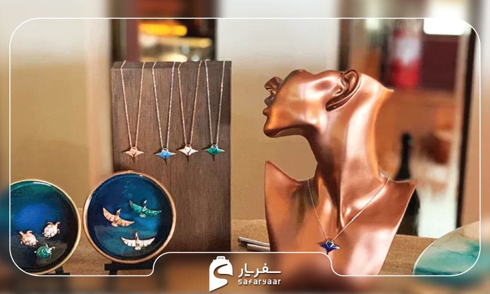 فروشگاه محصولات هنری اُوالا